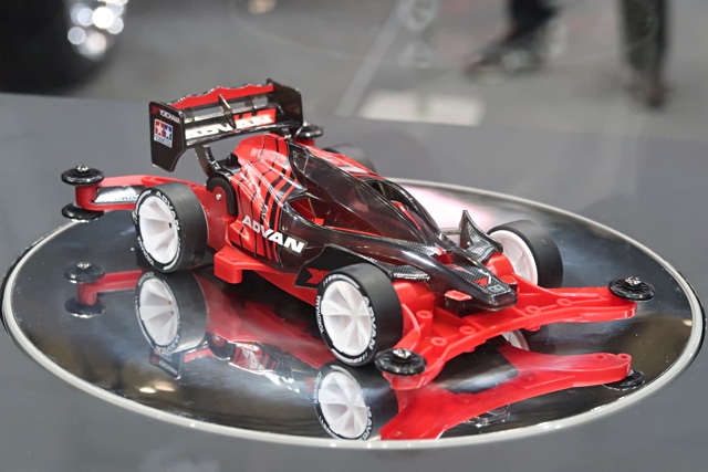 東京オートサロン2023レポート（その2）ミニ四駆 ADVAN エアロアバンテ