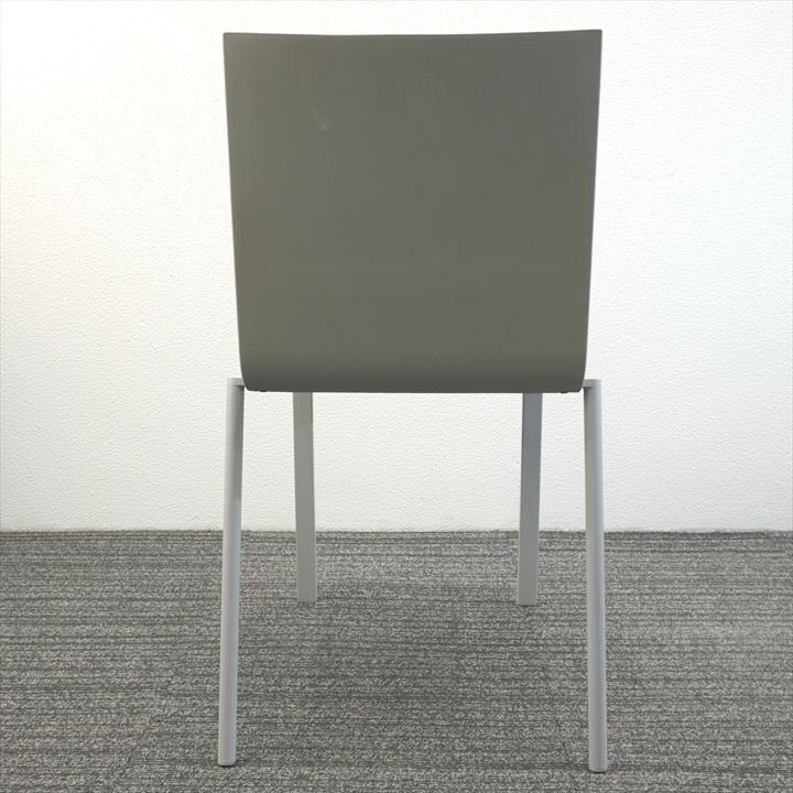 ヴィトラ .03(ゼロスリー) スタッキングチェア グレー- 中古オフィス