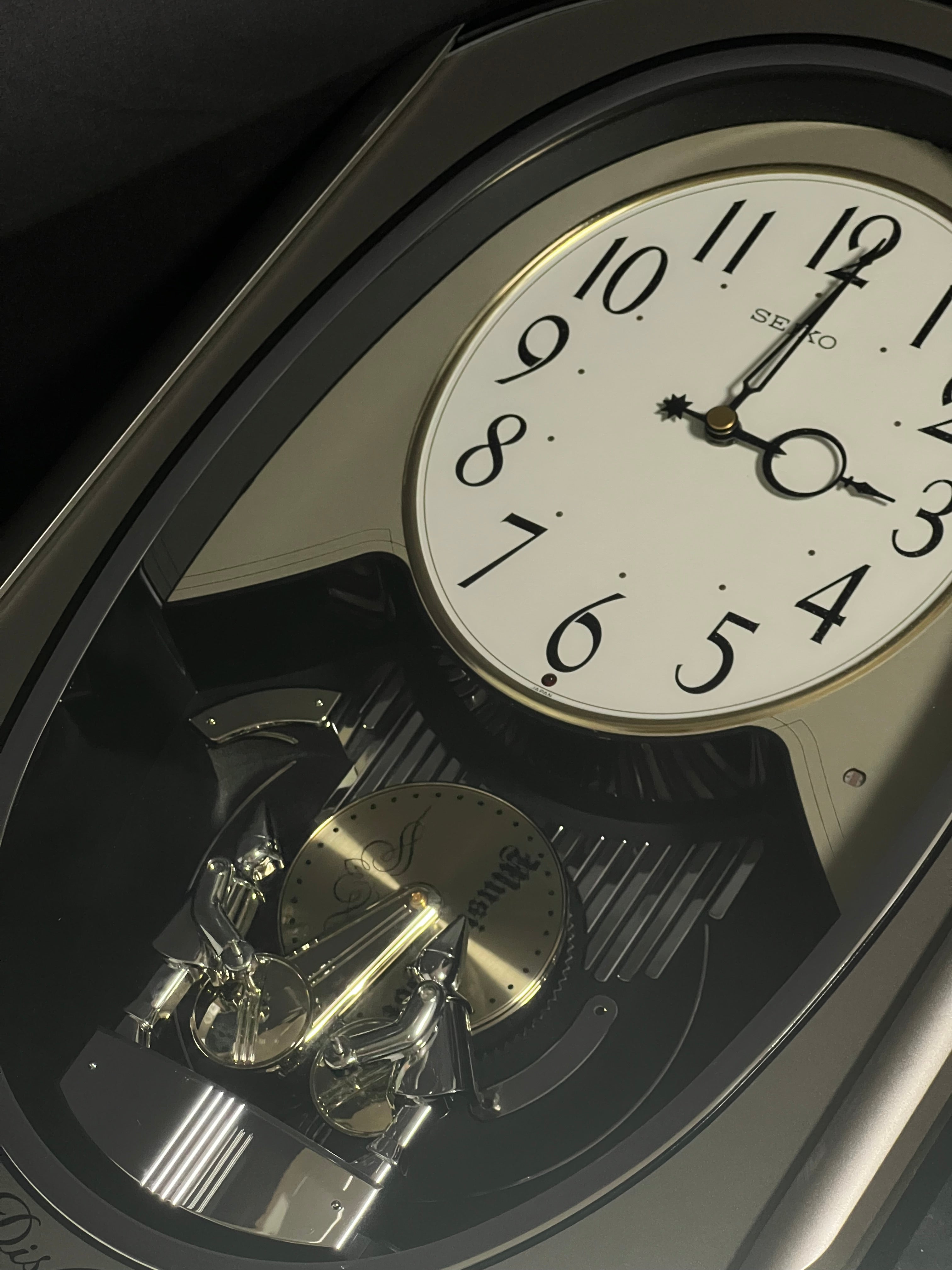 E3F57B2E-83E8-47E6-B459-