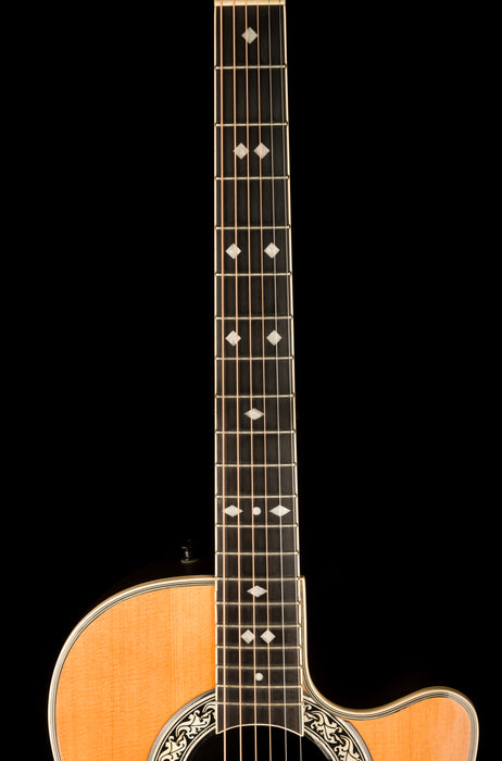 Pre Owned 1990's Ovation Legend Model 1767 Natural With OHSC