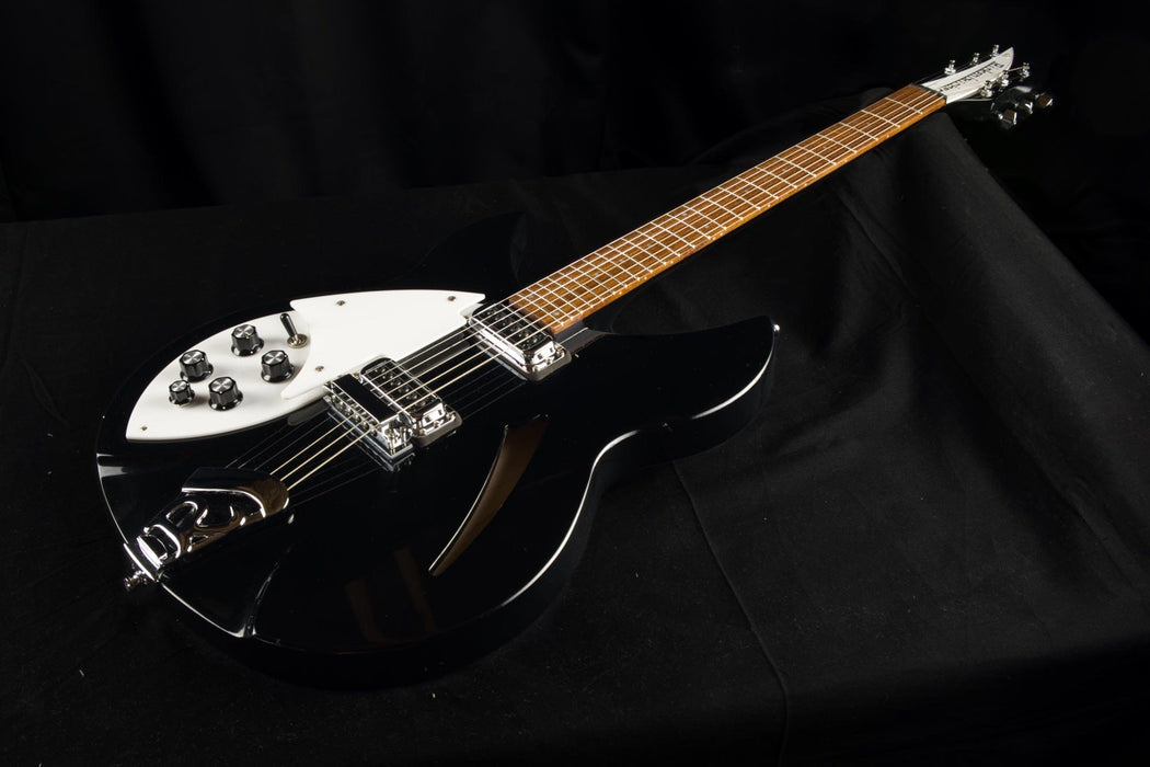 Pre Owned '15 Rickenbacker 330JG Lefty Jetglo Left Handed Electric