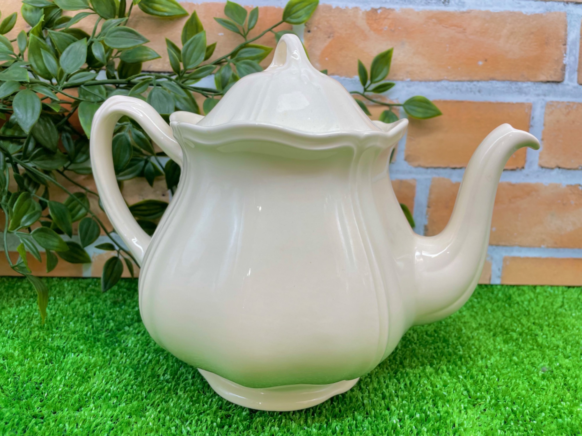 洋食器買取強化中】Wedgwood(ウェッジウッド) ティーポット クイーンズ