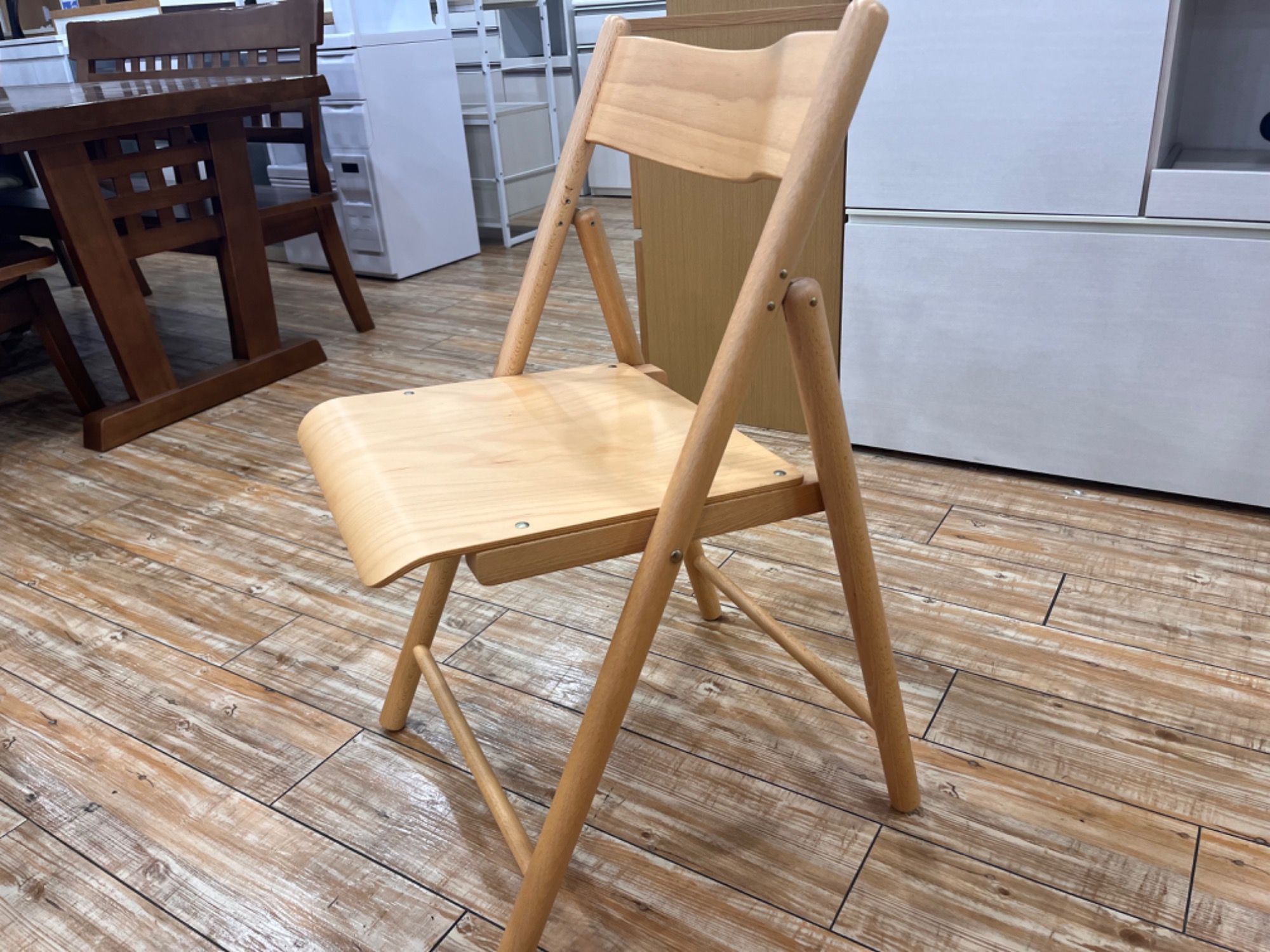 無印良品】天然木 ブナ材 折りたたみチェアーが買取入荷しました