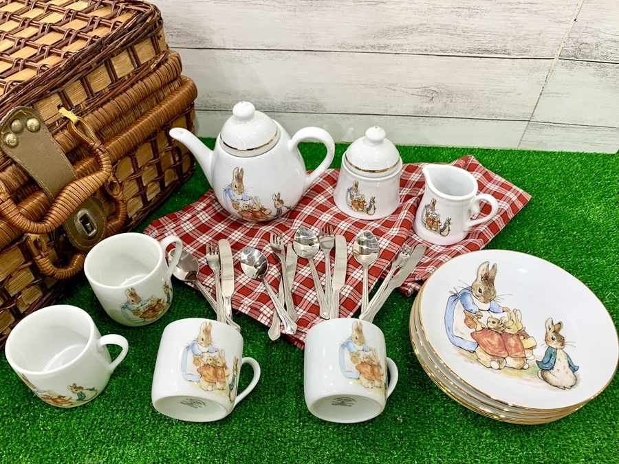 Reutter Porzellan/ロイターポーセリン】Peter Rabbit ピクニック