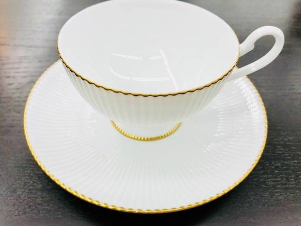 今日は洋食器の日♪Noritake(ノリタケ）「ダイヤモンドコレクション