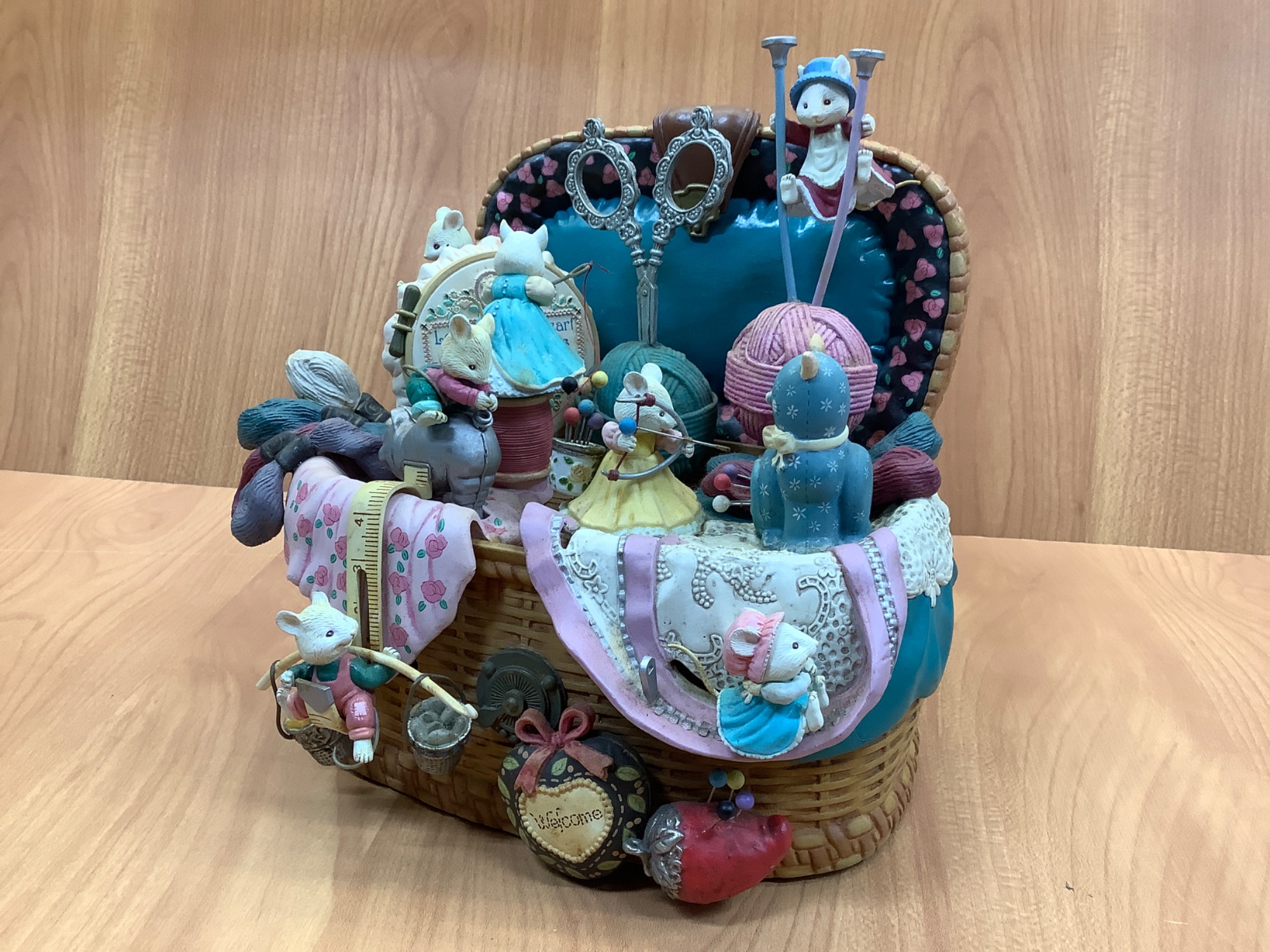 可愛らしいが詰まってます！】ENESCO（エネスコ）よりアンティーク