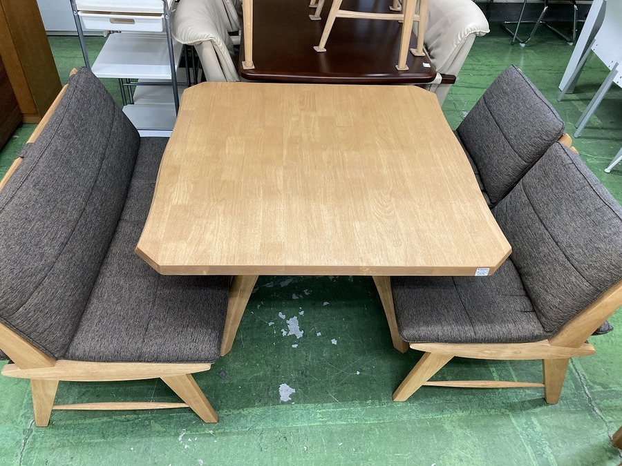 MIKIMOKU（ミキモク）の【雅】ダイニング5点セットを買取入荷しました