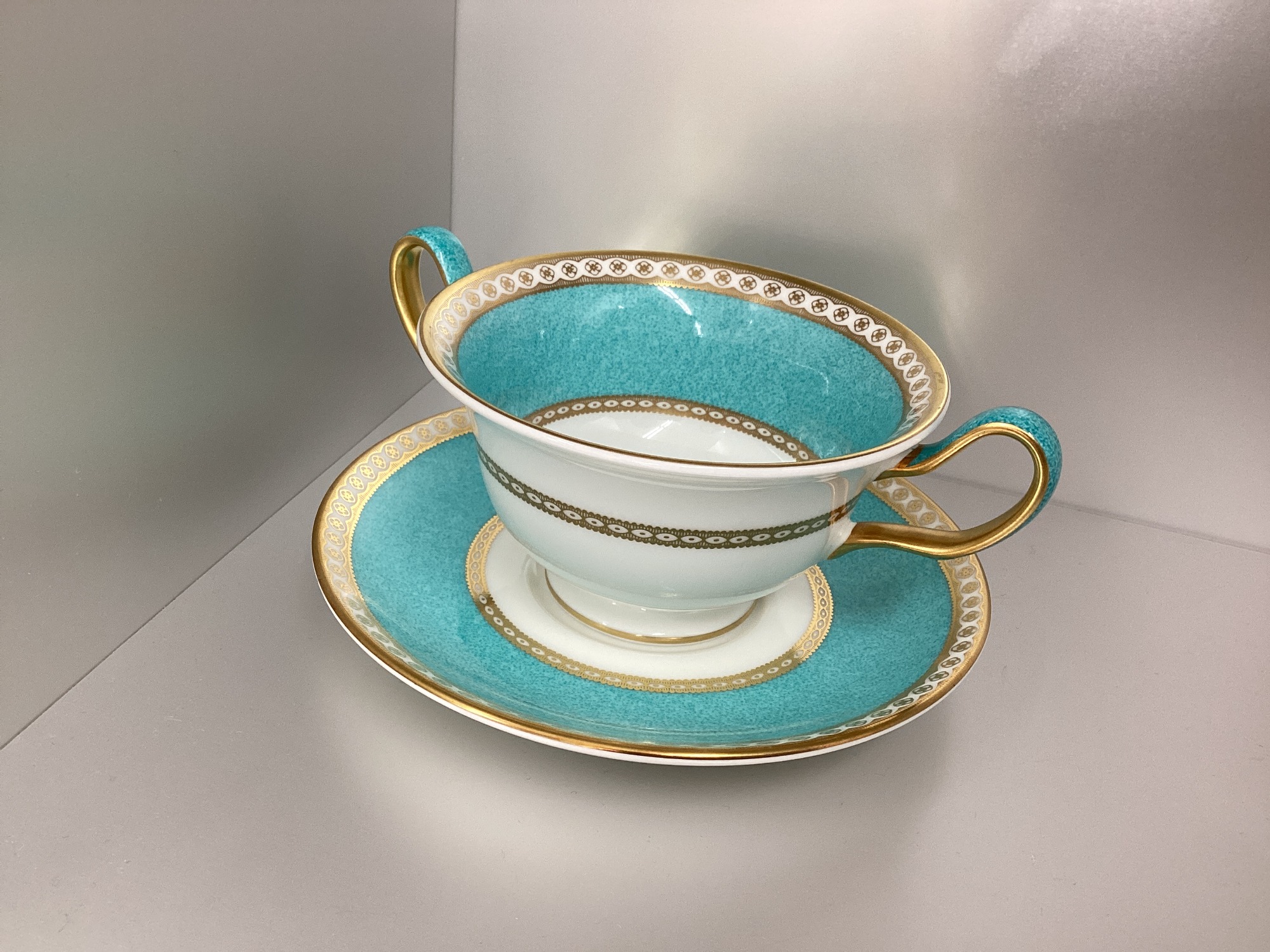 Wedgwood（ウェッジウッド)よりユーランダー・パウダーターコイズの