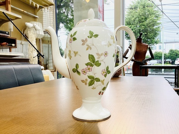 WEDGWOOD(ウェッジウッド)より、ワイルドストロベリーの廃盤コーヒー