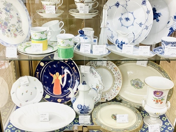 WEDGWOOD(ウェッジウッド)より、ワイルドストロベリーの廃盤コーヒー
