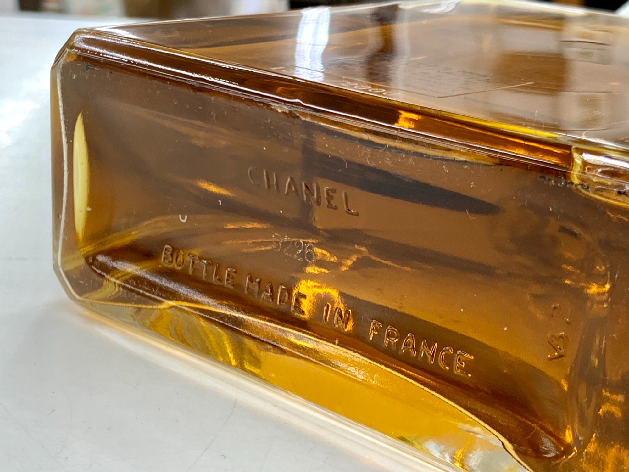 CHANEL】限定2000本の大容量450ml香水 オードパルファムが入荷しました