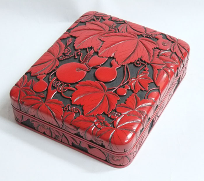 漆器=堆朱硯箱（ひょうたん）（箱・小箱類）