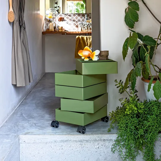 Magis 360° Container | Plastic Storage | Office Furniture - Ultra