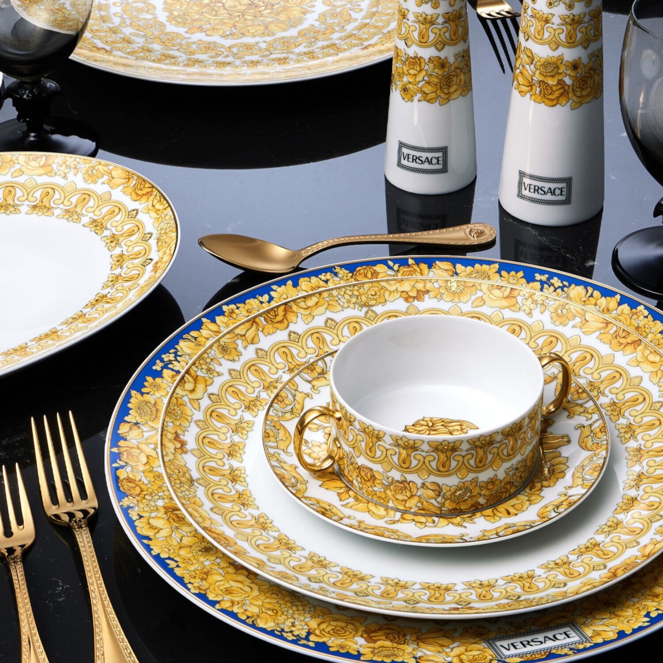 Medusa Rhapsody Dinner Plate Versace Rosenthal - Undomus