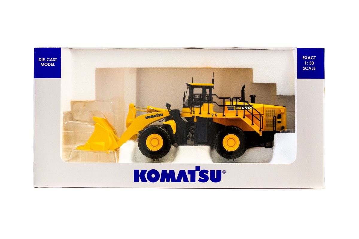 Universal Hobbies 1:50 Scale Komatsu WA600-8 Wheel loader Diecast