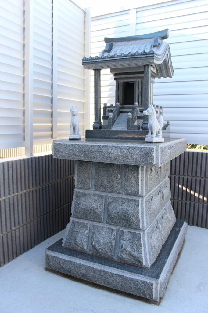 水石 雷鳥石 天然石 仙見川石 仙見石 新潟県産 2点セット 木製台座付き