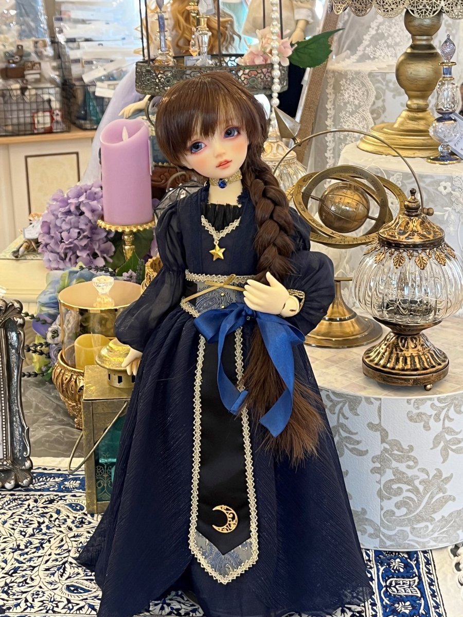 先行展示中ドレス「星詠みの乙女・ミニ」のご紹介 | 天使の窓 店舗