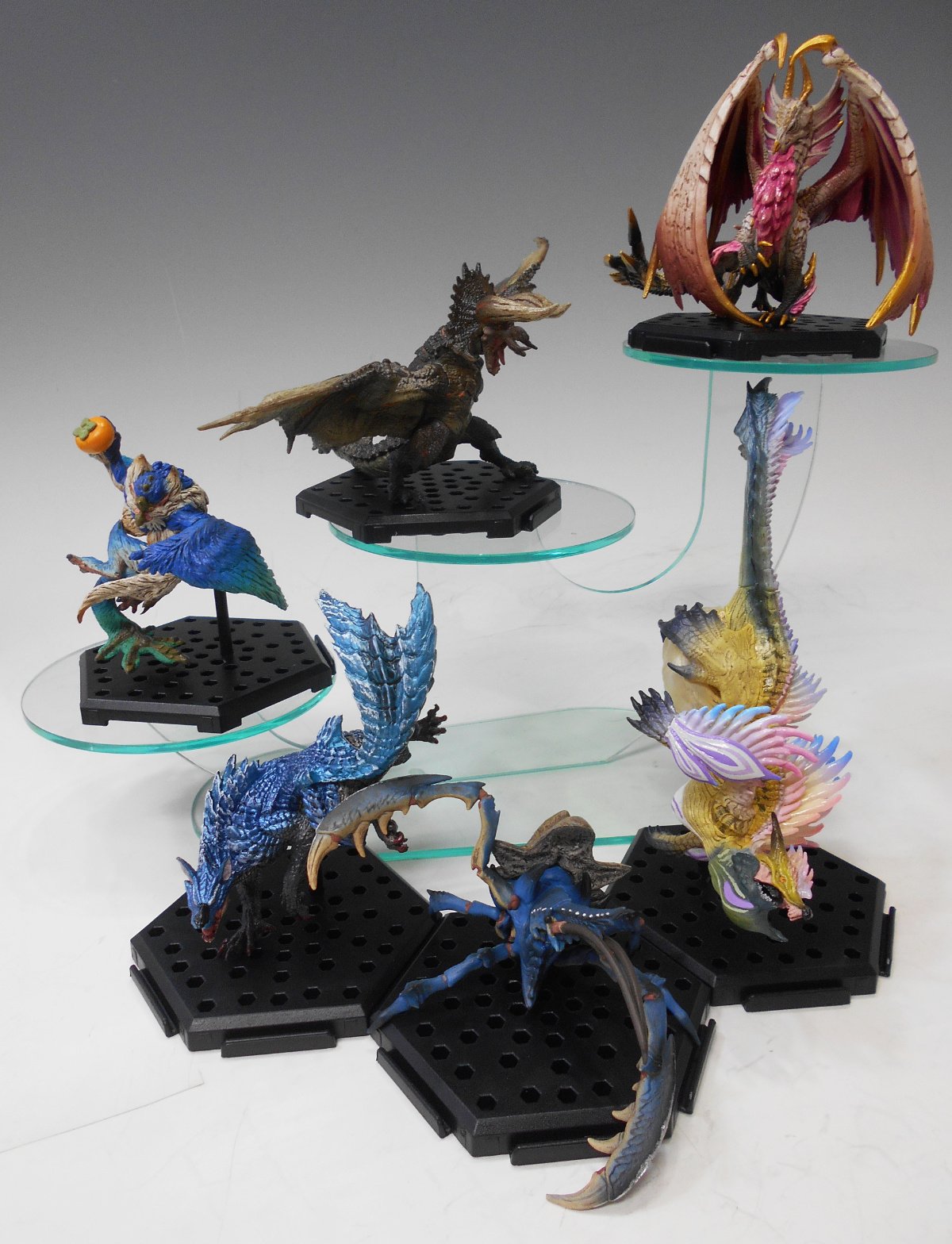 モンスターハンタースタンダードモデルPlus Vol.22 発売中‼ | 横浜