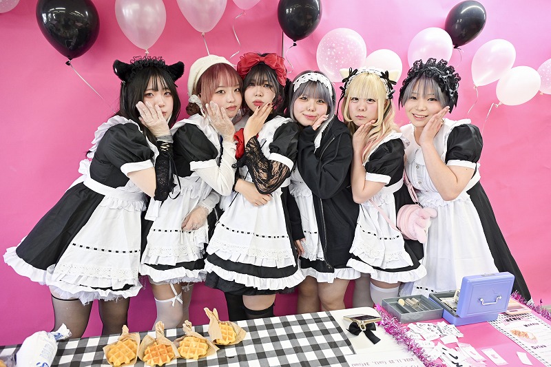 ファッションショー、へアセットサロン、メイクサロン、メイドカフェ