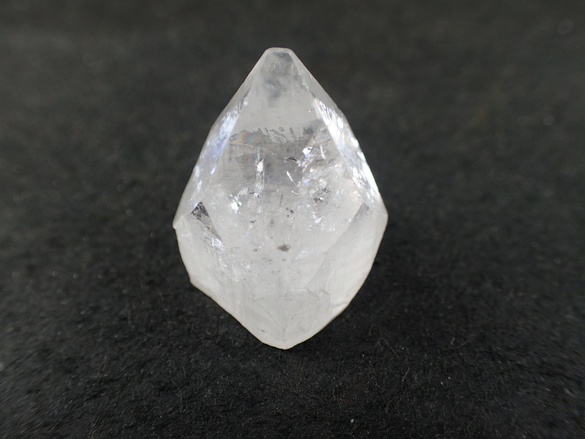 魚眼石（Apophylite・アポフィライト） Jalgaon, India 産 ｜石の販売