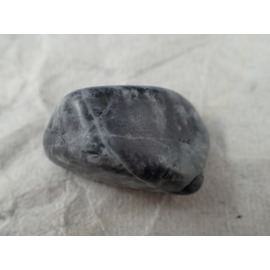 最高品質グレー糸魚川翡翠(Itoigawa Jade) 新潟県糸魚川市産 ｜石の