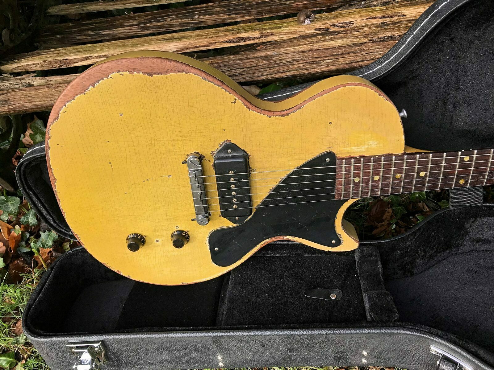 2003 Gibson Les Paul Junior TV Yellow Relic - Vintage & Modern Guitars