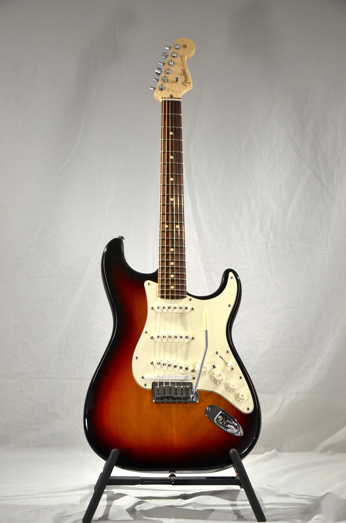 2007 Fender American Series VG Stratocaster Guitar | Vintage