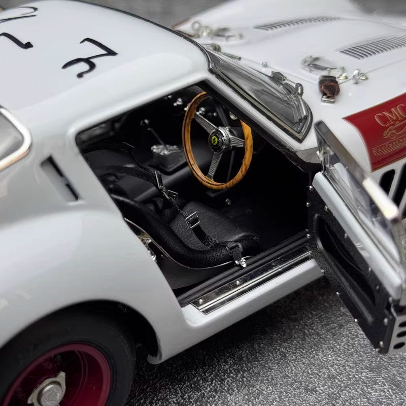 CMC 1:18 Ferrari 250 GTO 30th Anniversary Signature Edition – YX