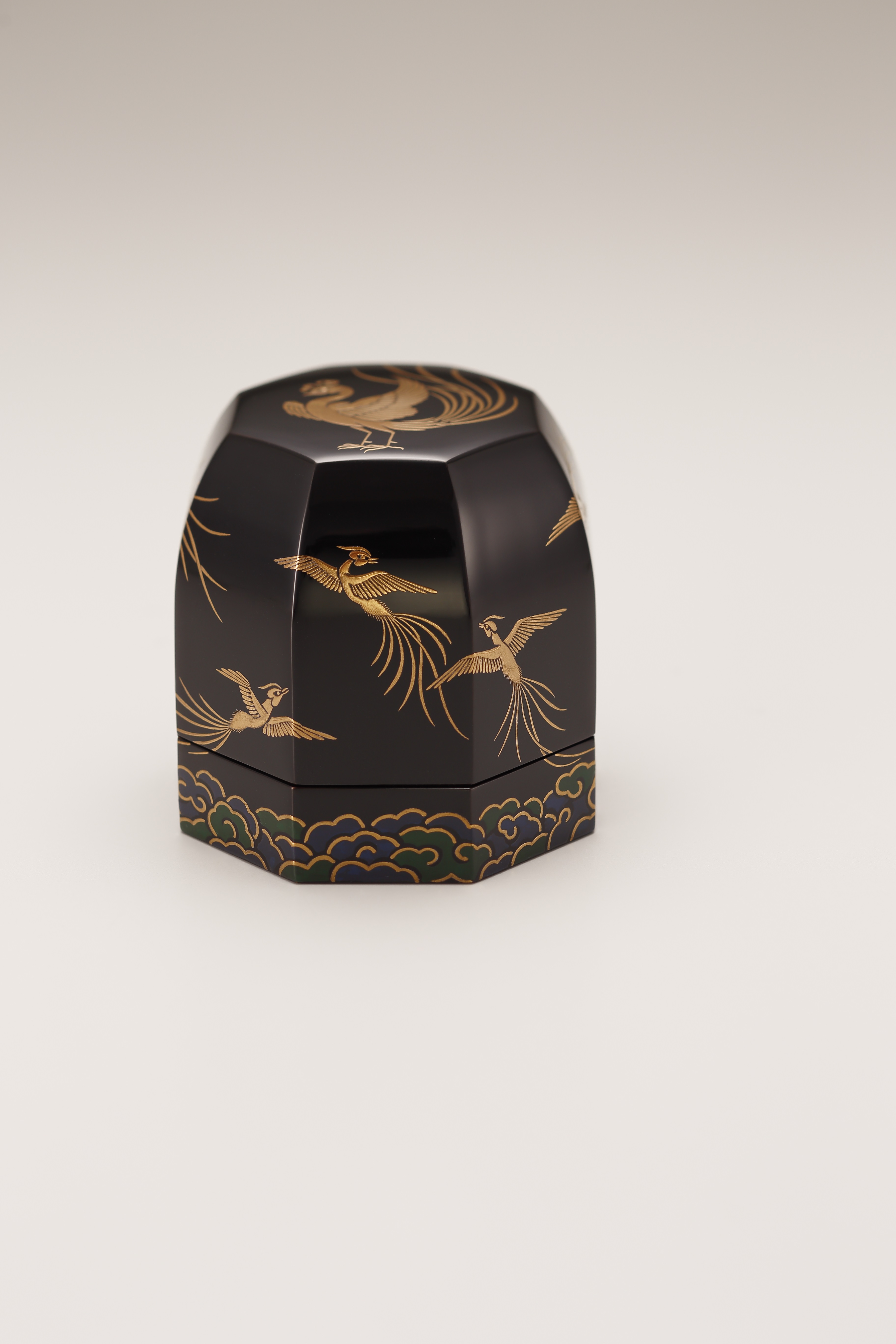 皇位継承記念限定品 / 鳳凰瑞雲飾箱 | 京漆匠 象彦 - Zohiko -
