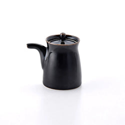 G-Type Soy Sauce Dispenser | Black – ZAKKAsine
