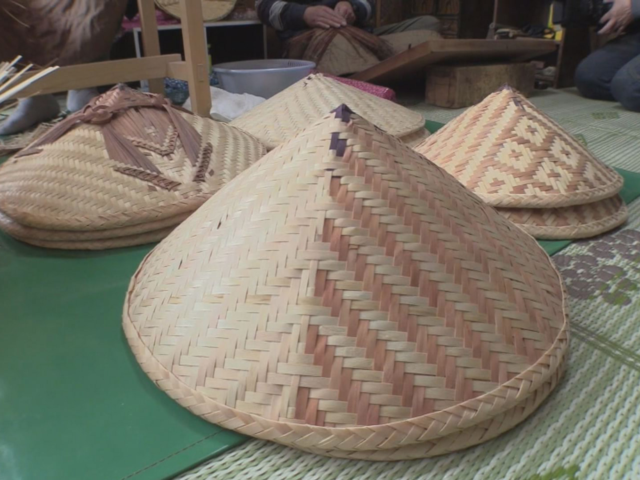 二十四日市を前に 宮笠づくり最盛期 飛騨高山の伝統工芸受け継ぐ 岐阜