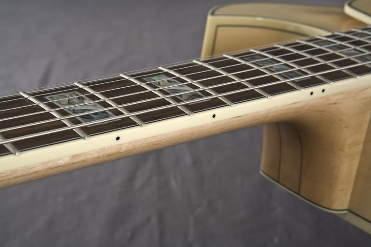 Ibanez AF105 - Zikinf