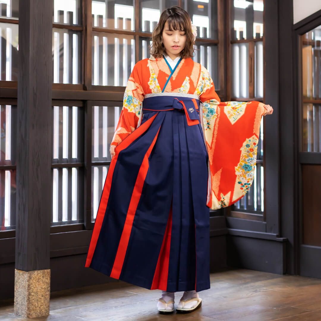 二尺袖袴：モダンアンテナG885 朱色 花矢絣鹿の子│ 袴レンタル