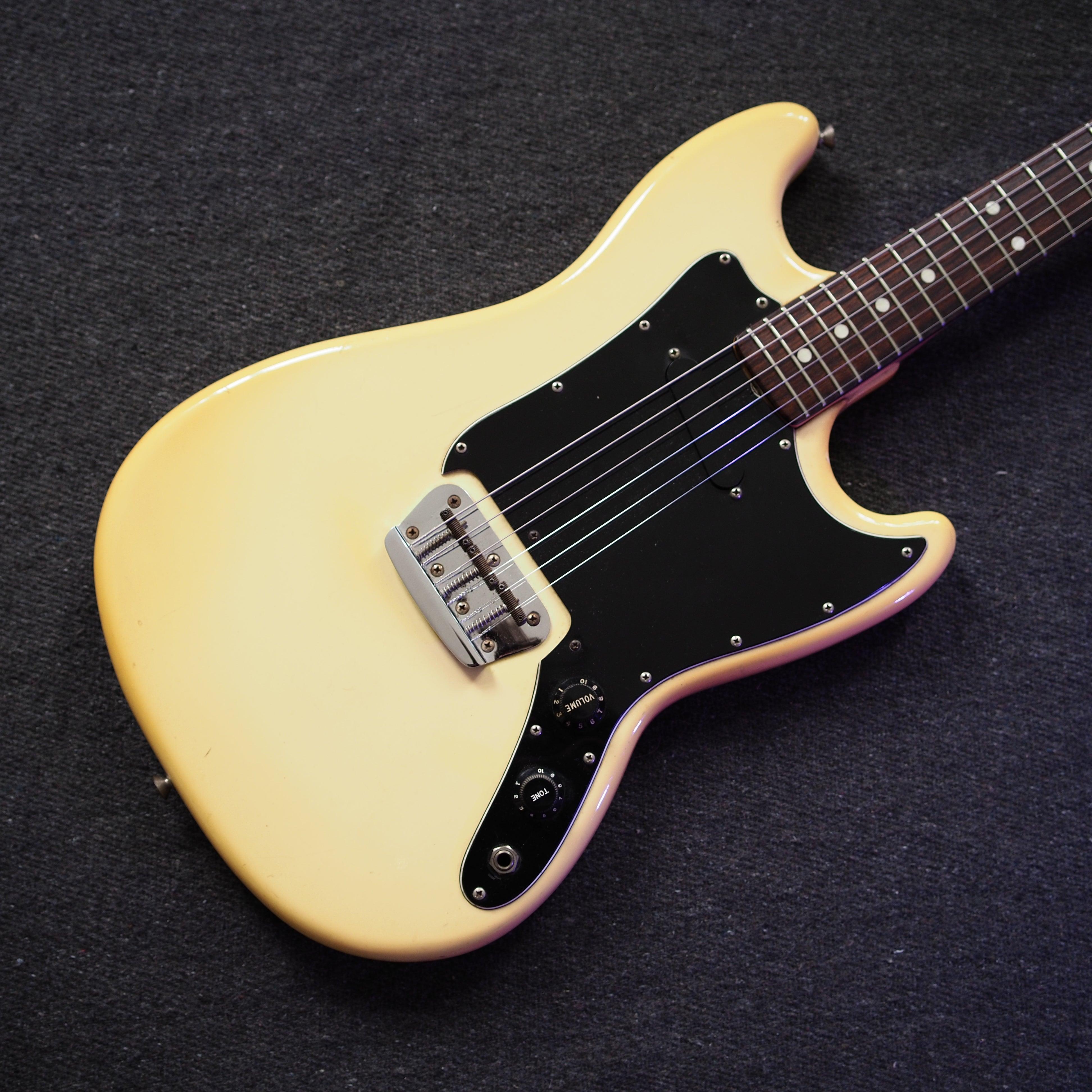 Fender Musicmaster from 1978 in Olympic White – wurst.guitars