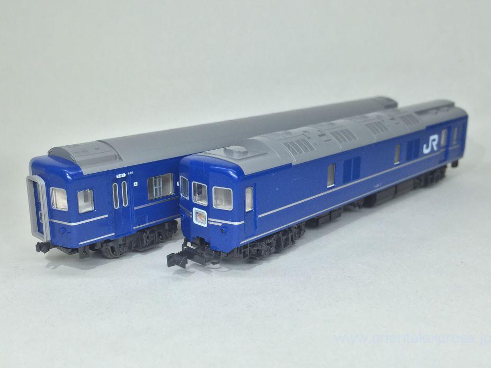 24系25形 寝台特急「はやぶさ」入線です。KATO 10-1406/10-1407