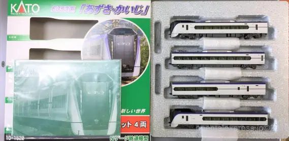 再生産のE353系「あずさ・かいじ」が入線です。KATO 10-1522 10-1523