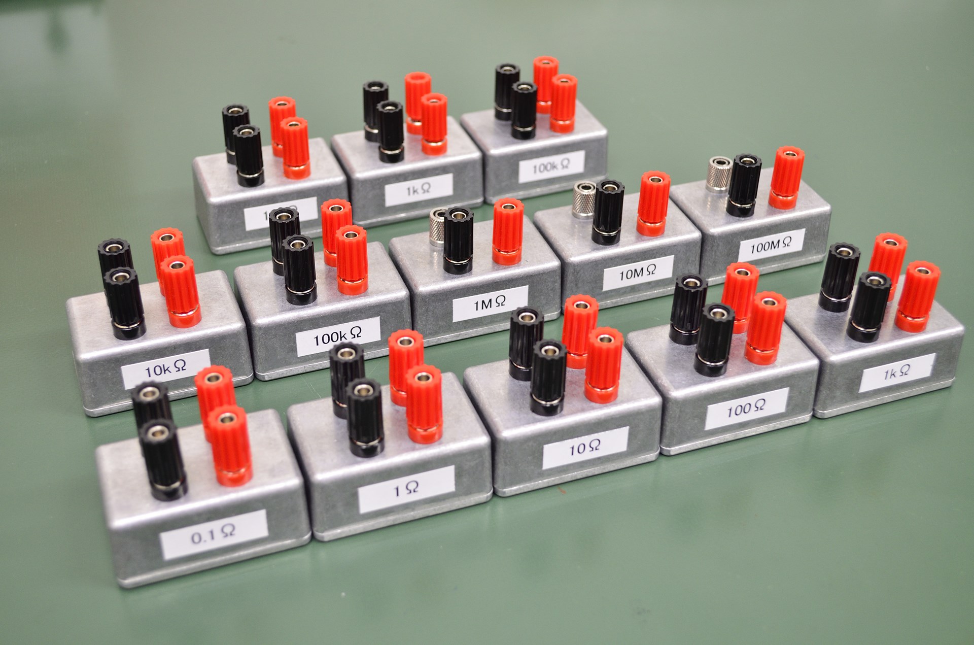 標準抵抗器の製作 | yoshikiyo Lab