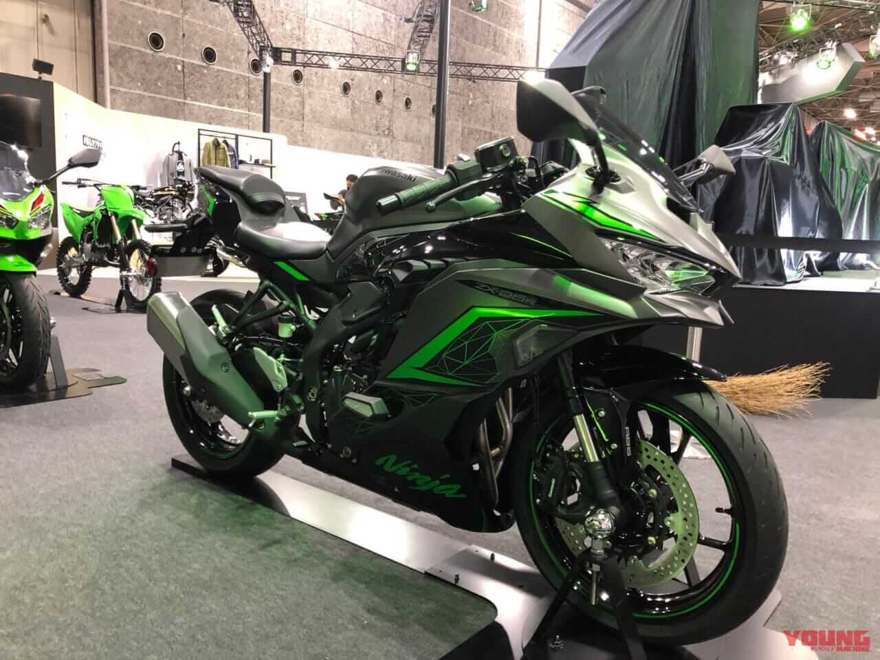 画像 No.2/8] 正式発表直後の「ニンジャZX-25R SE」が大阪モーター