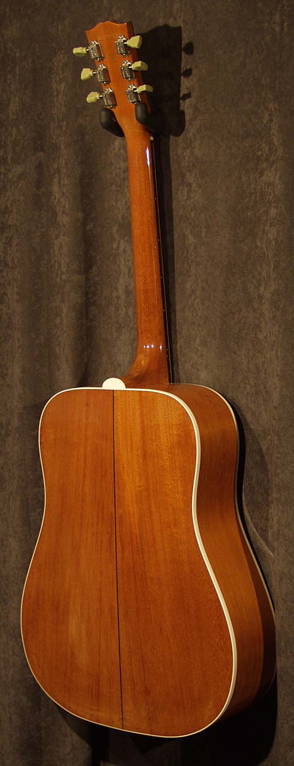 Gibson J-30 - Acoustic Music