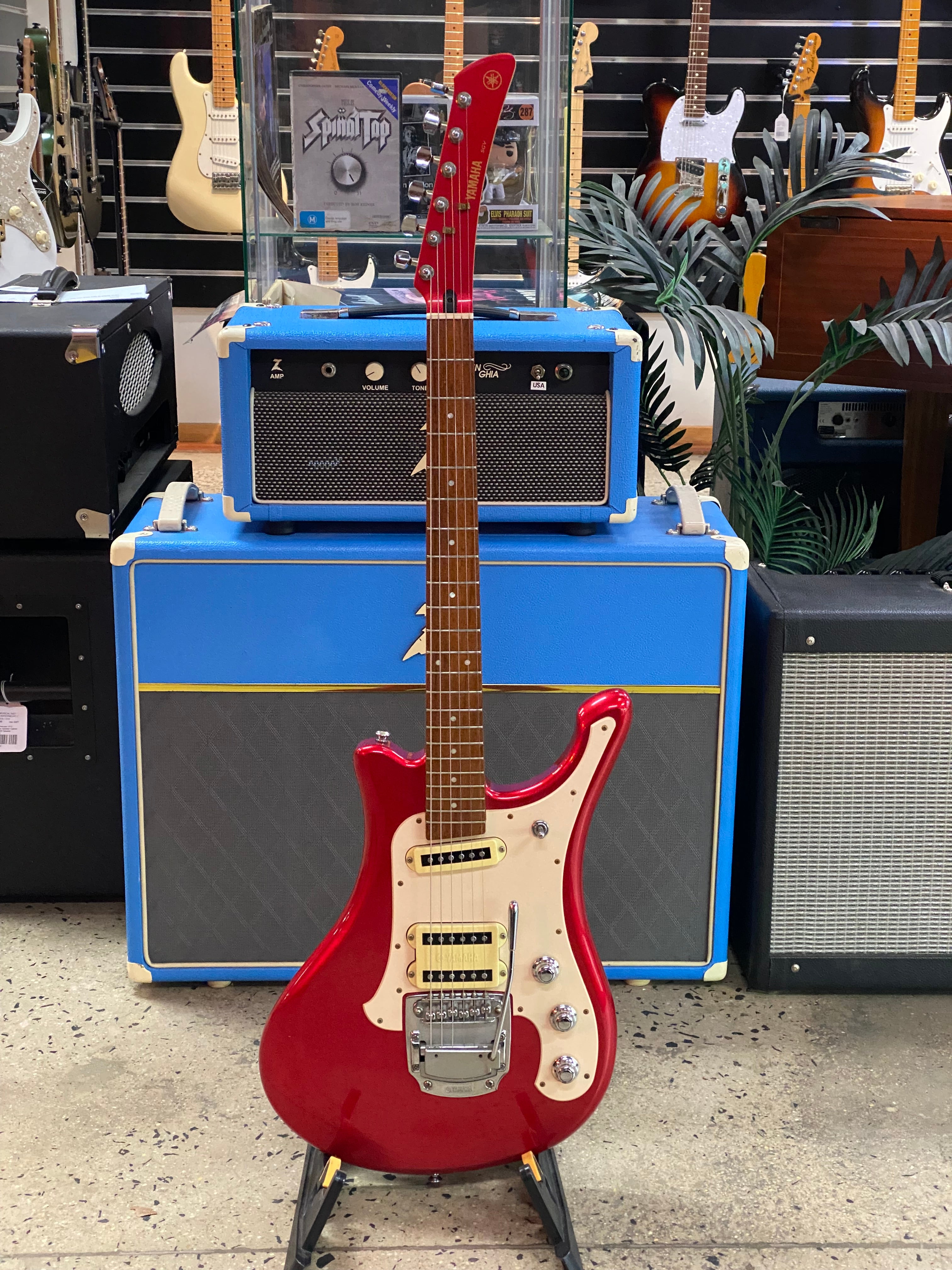 Yamaha SGV-300 Red W/bag ***Pre Loved*** – A&B Musical Instruments
