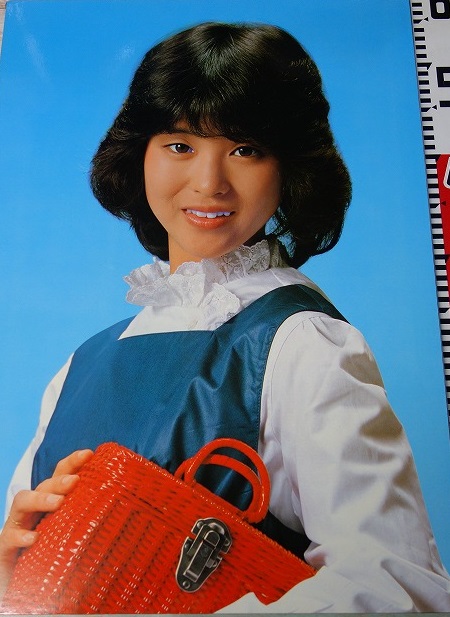 宅配買取】松田聖子の木製パネルポスター ｜古本買取店エーブック