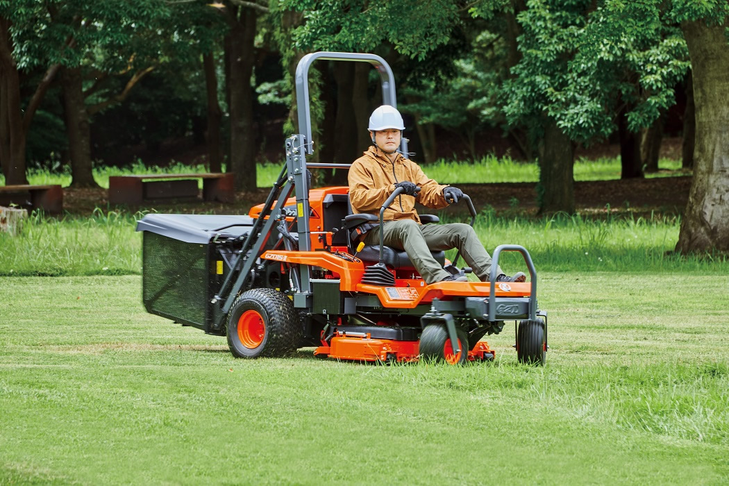 クボタ Kubota 芝刈り機 乗用草刈機 クボタの芝刈り機ロータリーモア