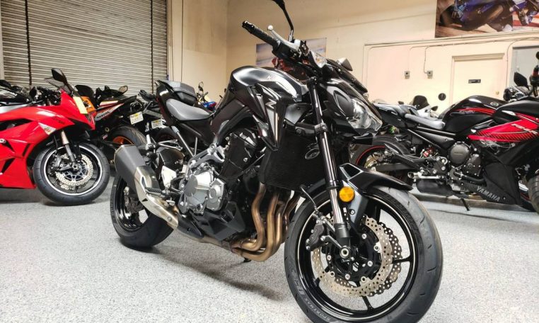 2017 Kawasaki Z900 ABS - AK Motors