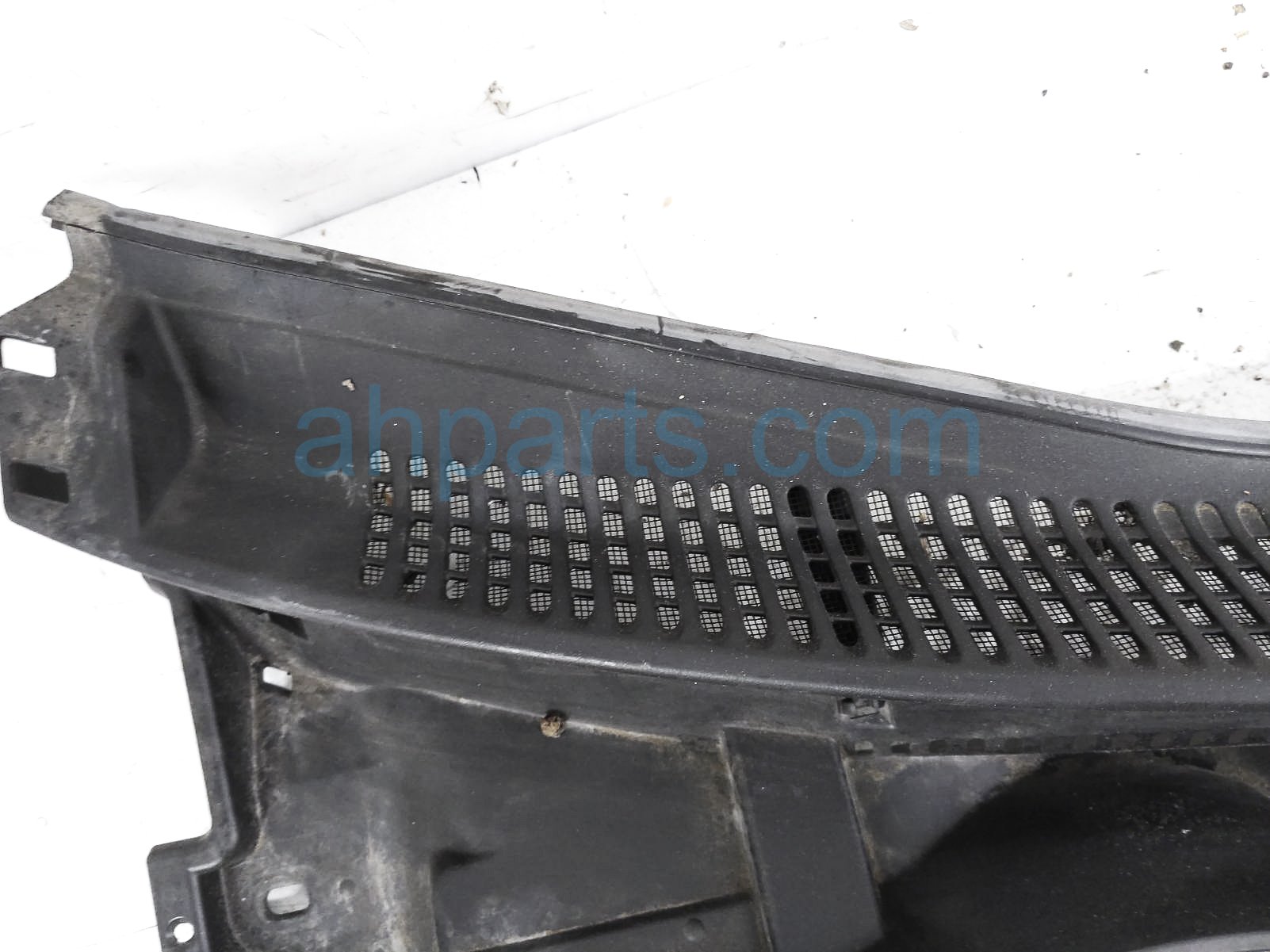 Sold 2017 Toyota Corolla Im Cover Windshield Cowl Assy 55708-12410