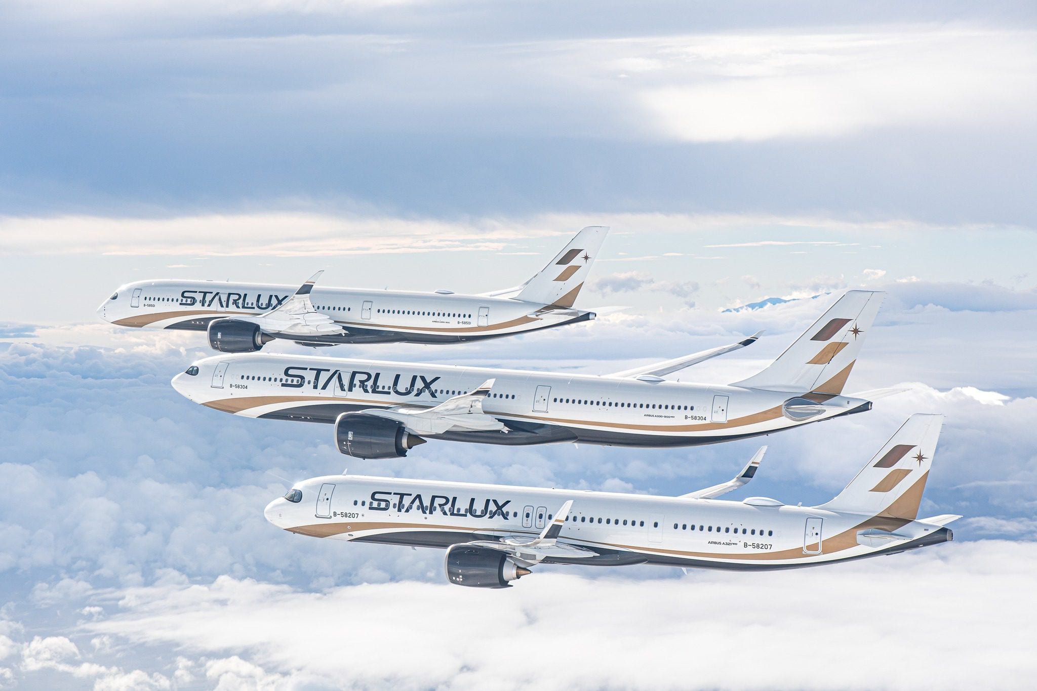 Starlux finally gets its first Airbus A350 |