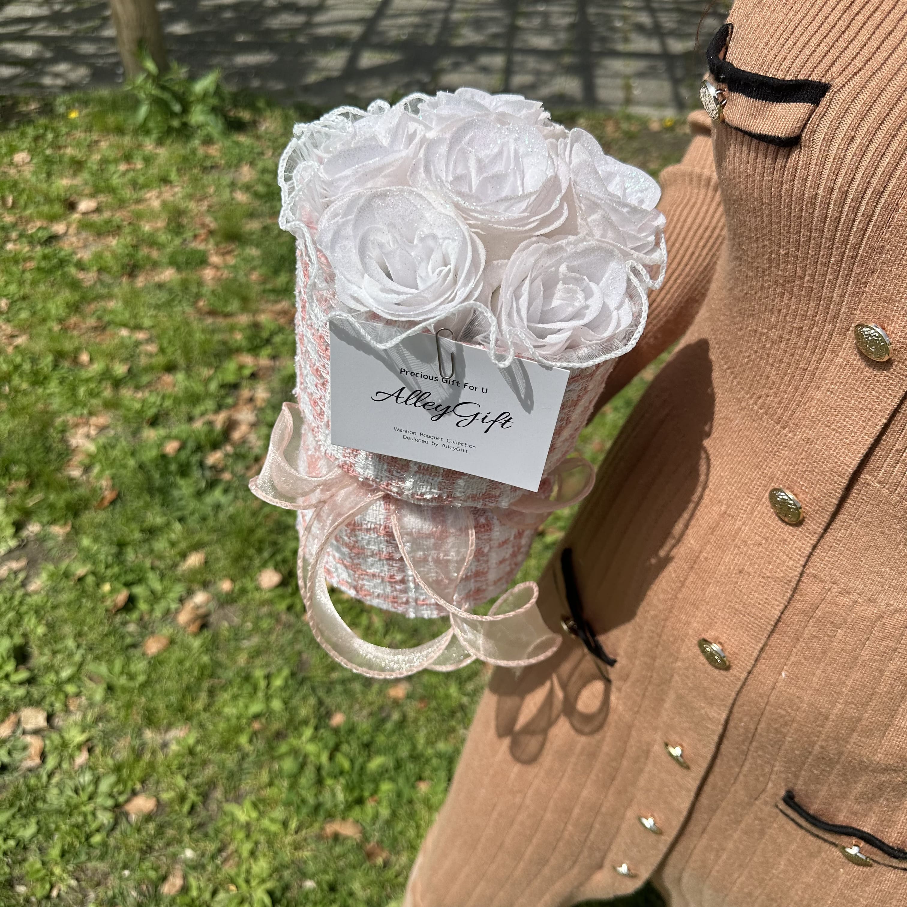 流行りの枯れないミニワンホンブーケ | プラス500円でオーダーメイド