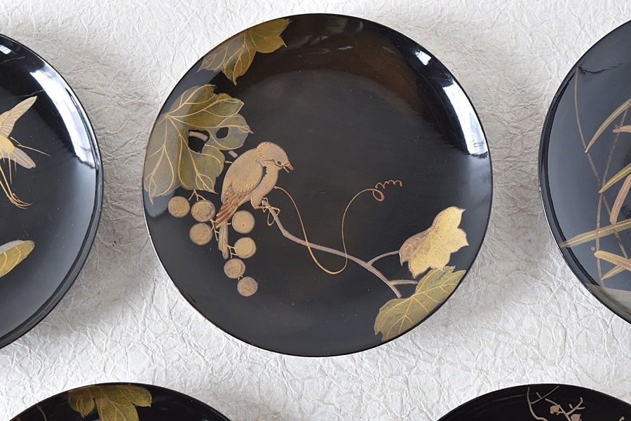 天然木製漆塗 時代蒔絵 花鳥 図変わり 菓子皿 5枚セット No.2 - 生活