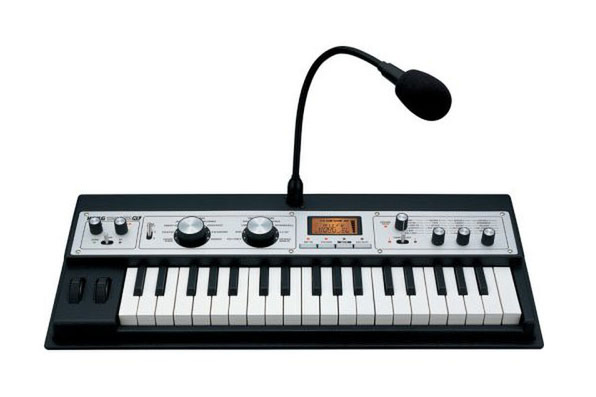 ASCII.jp：新しいビンテージを目指す──microKORG XL開発者に聞く (1/5)