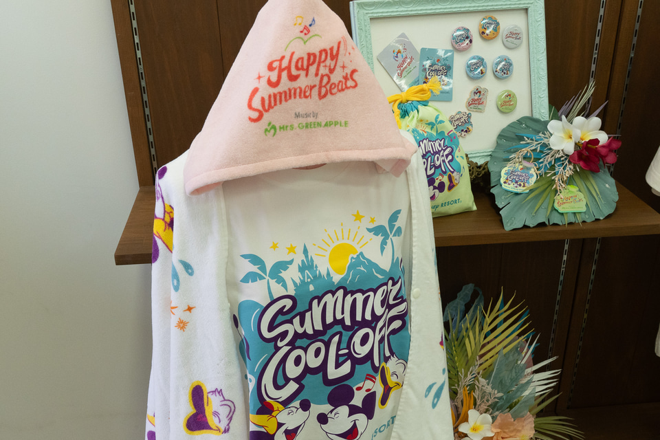 ミセス×ディズニー夏イベのコラボグッズを撮り下ろしで紹介！ 吸水・速
