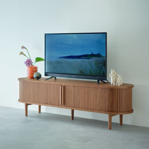 蛇腹式トビラを採用したヴィンテージ風テレビボード - AV Watch